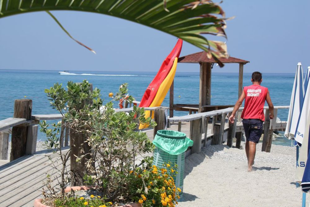 Oasi Azzurra Messina Exterior foto