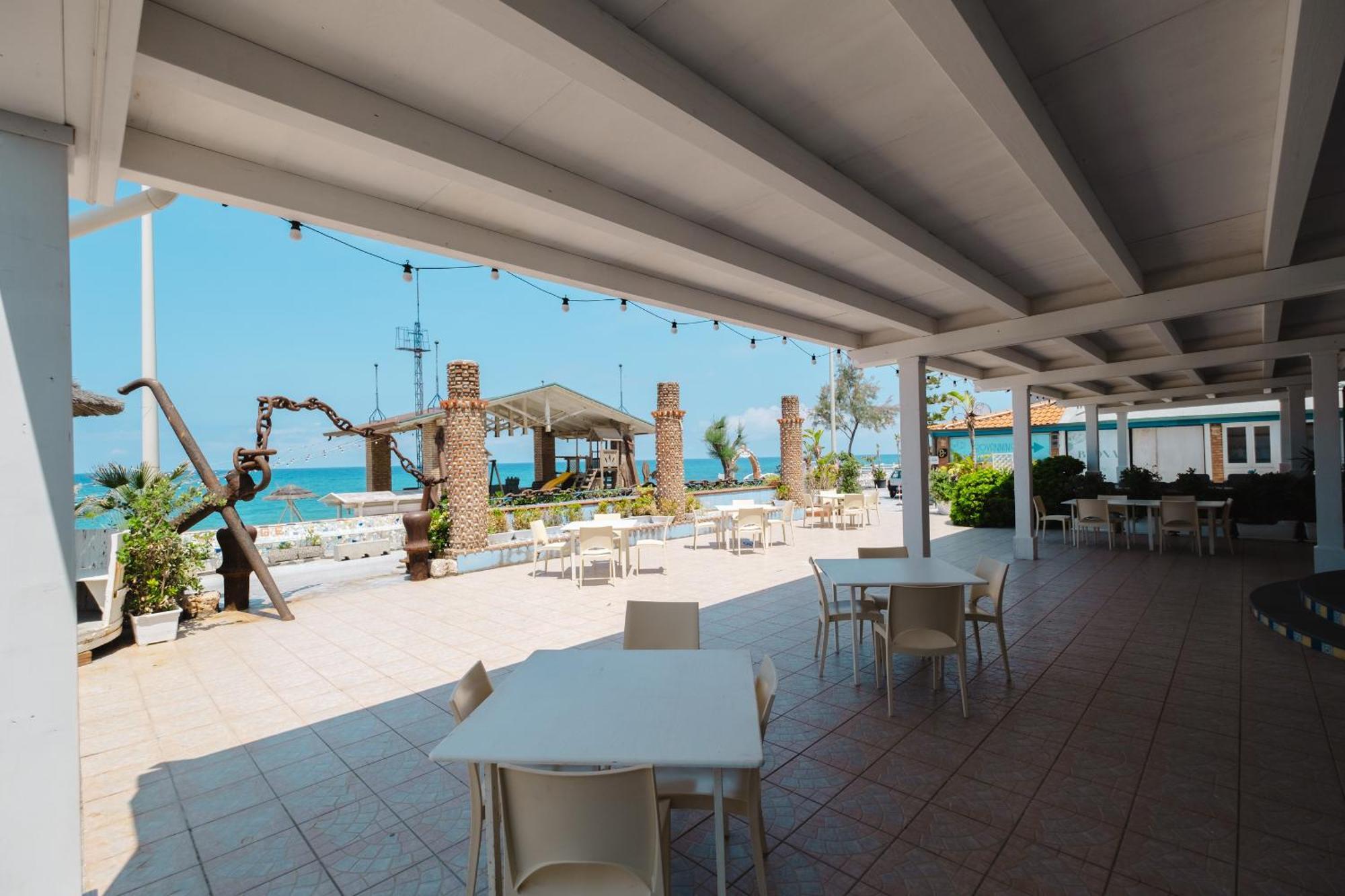 Oasi Azzurra Messina Exterior foto