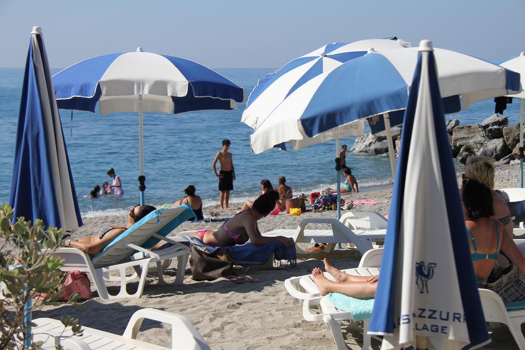Oasi Azzurra Messina Exterior foto
