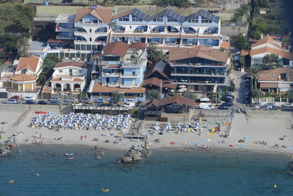 Oasi Azzurra Messina Exterior foto